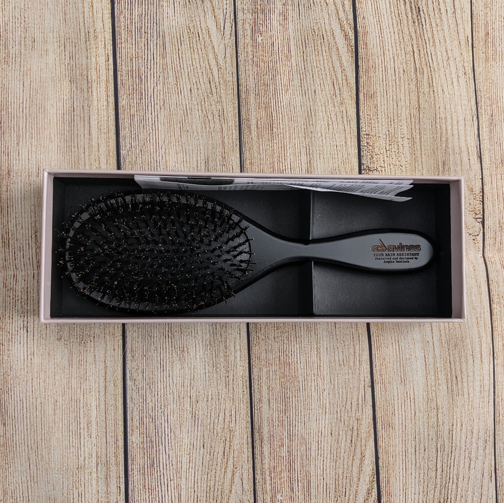 Davines cushion brush